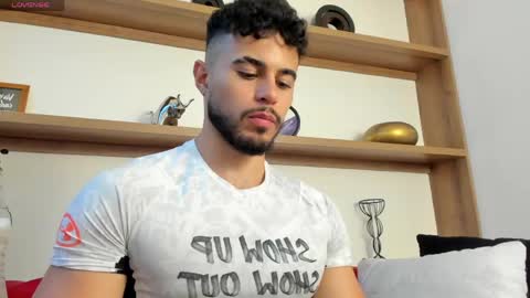 alex_wolf05 online show from April 11, 8:24 pm