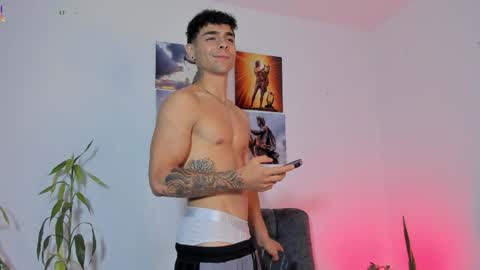 Snapshot of alex_zt7 chatting on April 22, 5:36 pm x online show from April 22, 5:36 pm