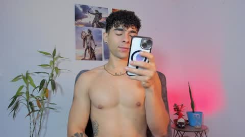 Snapshot of alex_zt7 chatting on April 28, 4:23 pm x online show from April 28, 4:23 pm