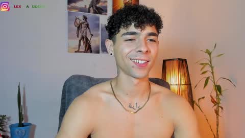 Snapshot of alex_zt7 chatting on May 8, 3:34 am x online show from May 8, 3:34 am