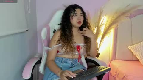 A L E X A   online show from June 11, 12:14 pm