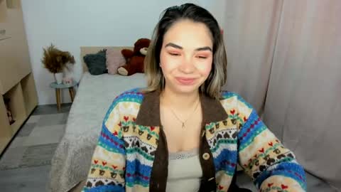 Snapshot of alexa_dolly chatting on May 1, 7:35 am Alexa online show from May 1, 7:35 am
