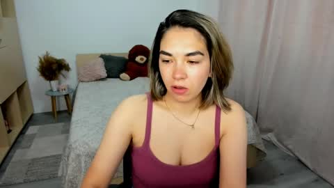 Snapshot of alexa_dolly chatting on May 15, 9:05 am Alexa online show from May 15, 9:05 am