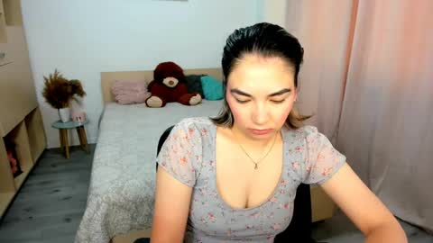Snapshot of alexa_dolly chatting on May 20, 8:09 am Alexa online show from May 20, 8:09 am