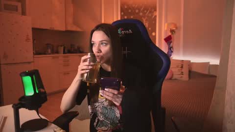 Little Duck homie online show from December 22, 10:58 pm