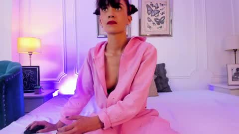 Alexa  online show from May 28, 2:03 pm