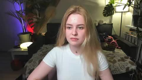 alexa_pirs online show from May 16, 8:07 pm
