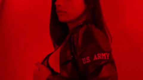 Alexandra Castillo online show from February 17, 8:09 am