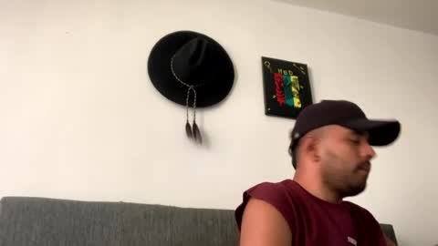 alexandercolombia1 online show from July 10, 6:21 pm