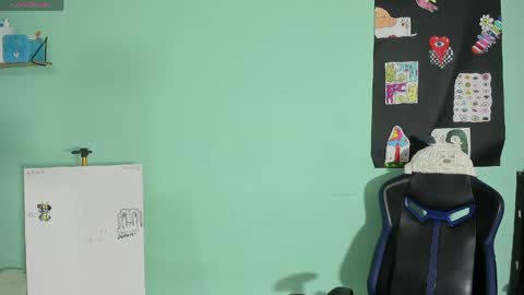 chicos hot online show from April 18, 5:22 am