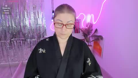 Alexandra online show from March 13, 6:03 pm