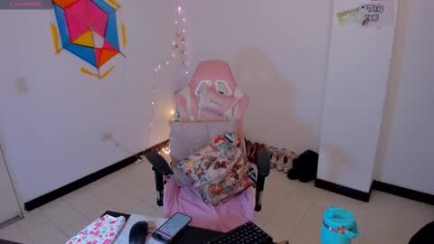 Snapshot of alexandra_mar chatting on February 18, 2:51 am Alexandra Independent model online show from February 18, 2:51 am