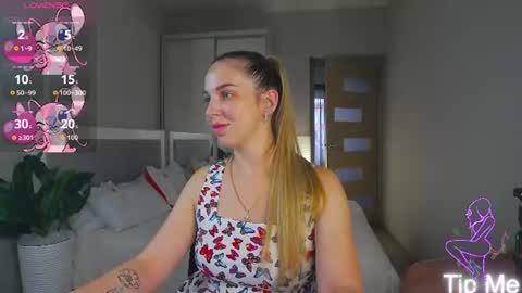 alexandracandy online show from June 11, 2:15 pm