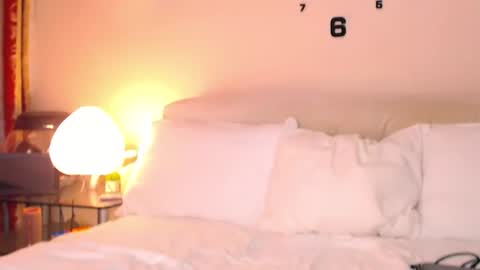 alexandrawooow online show from August 7, 4:09 pm