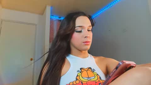 Snapshot of alexandre_chuad chatting on February 8, 1:42 am Alexa online show from February 8, 1:42 am