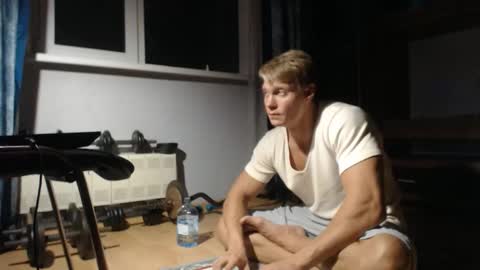 SportStranger online show from October 8, 9:45 pm