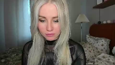 Snapshot of alexarush chatting on June 11, 6:28 pm alexarush online show from June 11, 6:28 pm
