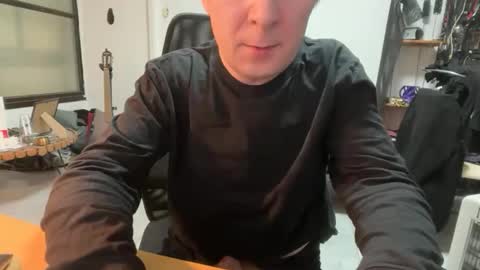 alexbrooke1984941863 online show from May 14, 6:37 pm