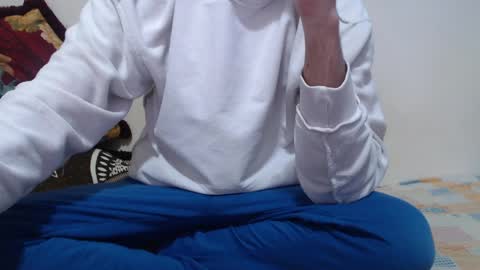 Alex online show from April 19, 4:06 pm