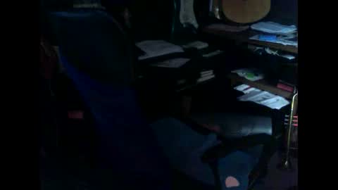 alexfree2189 online show from May 26, 7:43 pm
