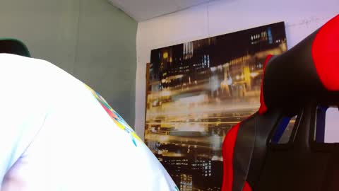 alexgiraldo__ online show from June 4, 2:39 am