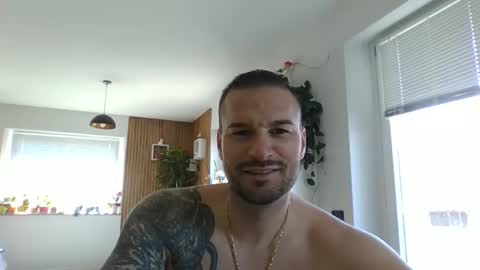 rey ale84 online show from March 27, 11:21 am