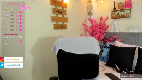 Snapshot of alexia_fit23 chatting on June 21, 11:24 am Alexia online show from June 21, 11:24 am