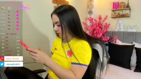 Snapshot of alexia_fit23 chatting on June 28, 1:06 pm Alexia online show from June 28, 1:06 pm
