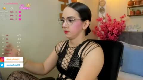 Snapshot of alexia_fit23 chatting on July 18, 12:53 pm Alexia online show from July 18, 12:53 pm