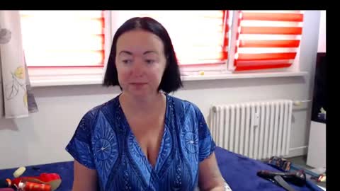 Snapshot of alexie33 chatting on July 20, 8:50 am alexie33 online show from July 20, 8:50 am