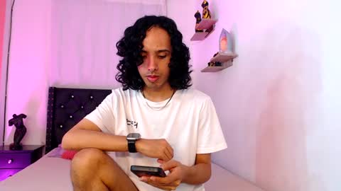 Alexis online show from June 16, 8:55 pm