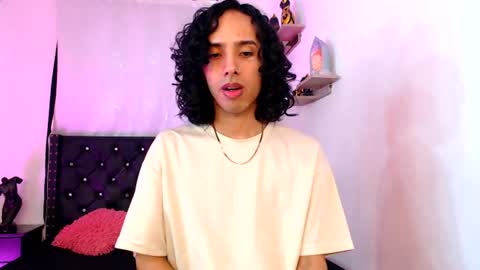 Alexis online show from June 22, 2:14 pm