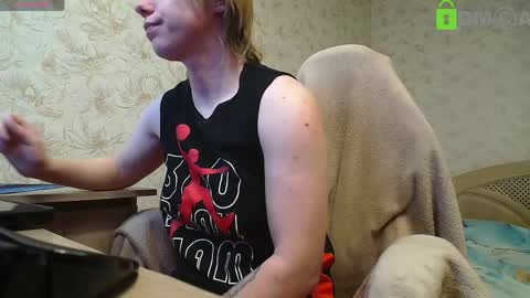 Snapshot of alexis_gordon chatting on May 2, 6:24 pm Alexis online show from May 2, 6:24 pm