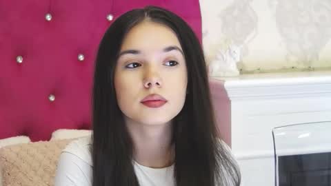 alexisdevine online show from February 22, 5:19 am