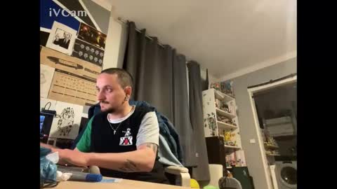 Snapshot of alexthefootman chatting on April 9, 10:15 pm TicklishDude online show from April 9, 10:15 pm