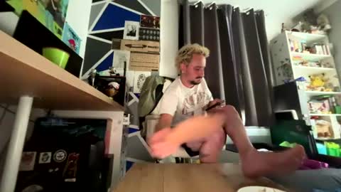 TicklishDude online show from July 25, 5:21 pm
