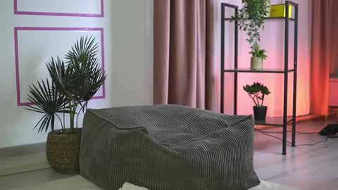 alexxiskye online show from March 13, 6:31 am