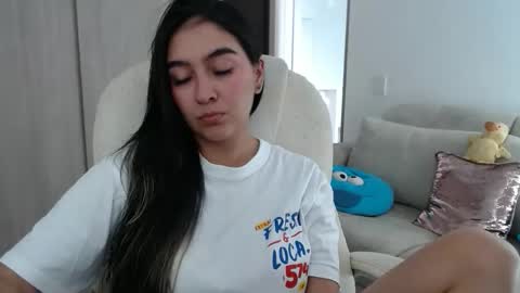 Snapshot of alexyferrer1 chatting on March 16, 7:40 pm alexyferrer1 online show from March 16, 7:40 pm