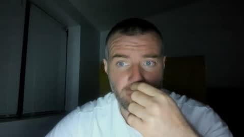 alfiesolomons87 online show from April 13, 7:19 pm