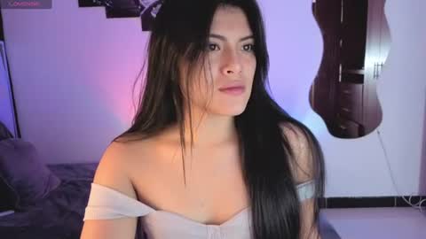 Snapshot of alfresii_rivera chatting on June 18, 2:01 am Carolina Join The Fan Club online show from June 18, 2:01 am