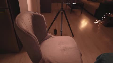 Ali online show from March 10, 9:25 am