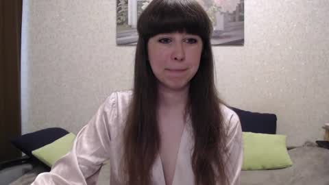 Snapshot of alice_59 chatting on June 25, 10:42 am alice_59 online show from June 25, 10:42 am