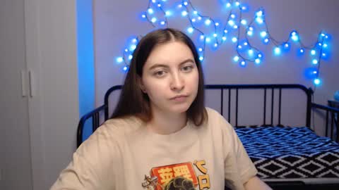 Alice online show from December 15, 7:10 pm