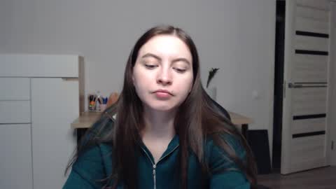 Alice online show from February 26, 8:33 pm