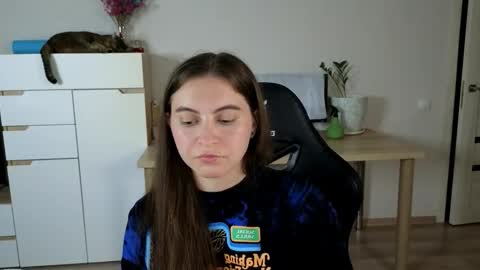 Alice online show from September 9, 4:50 pm