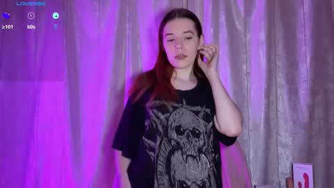 Snapshot of alice__madness chatting on January 11, 9:53 pm Alice online show from January 11, 9:53 pm