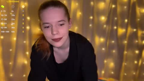 Snapshot of alice__madness chatting on March 12, 9:32 pm Alice online show from March 12, 9:32 pm