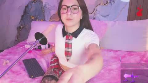 Mey online show from May 29, 5:11 pm
