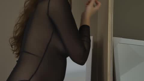 Snapshot of alice_munro chatting on September 30, 1:38 pm AliceMunro online show from September 30, 1:38 pm