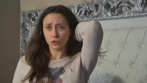 Snapshot of alice_munro chatting on February 16, 9:11 pm AliceMunro online show from February 16, 9:11 pm